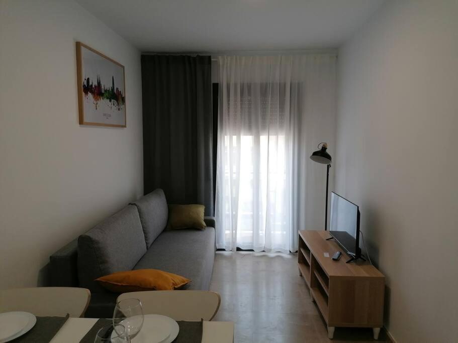 Piso Pl 2B, 20Min Plaza Cataluna Сант Адриа де Бесос Екстериор снимка
