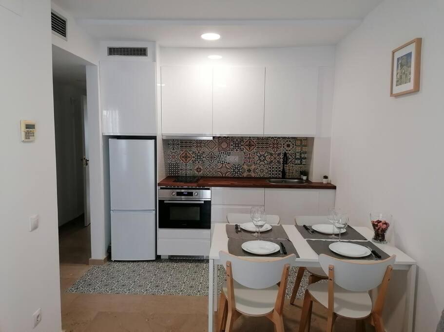 Piso Pl 2B, 20Min Plaza Cataluna Сант Адриа де Бесос Екстериор снимка